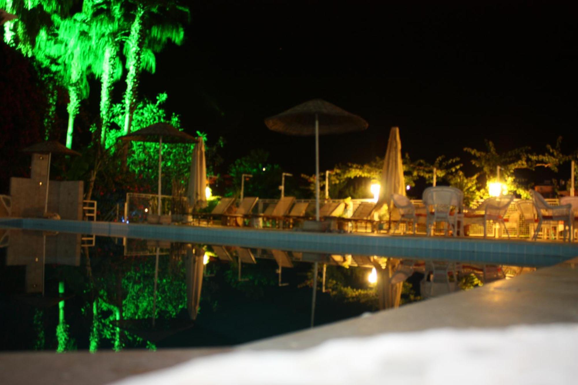 Pataros Hotel Патара Екстериор снимка