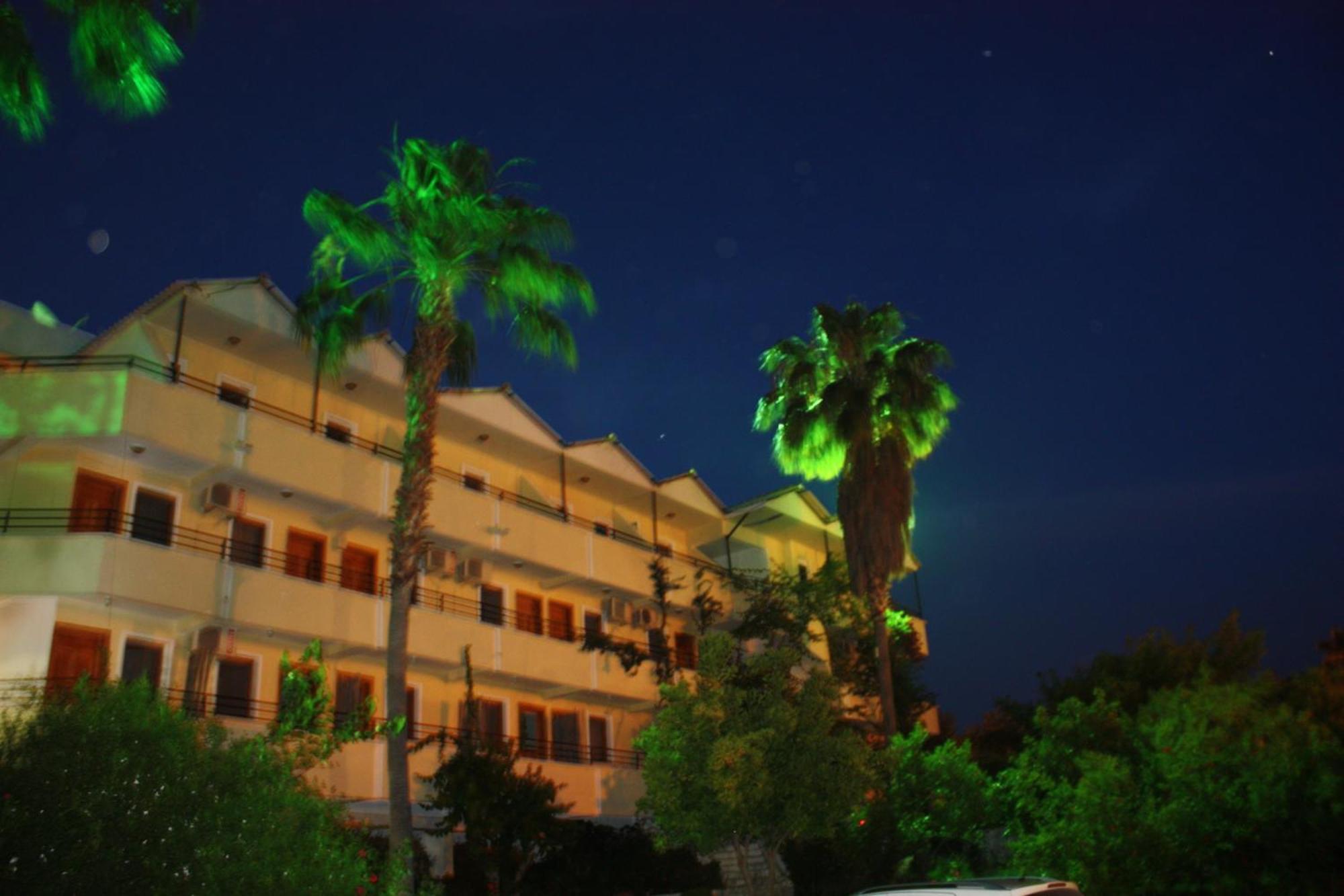Pataros Hotel Патара Екстериор снимка